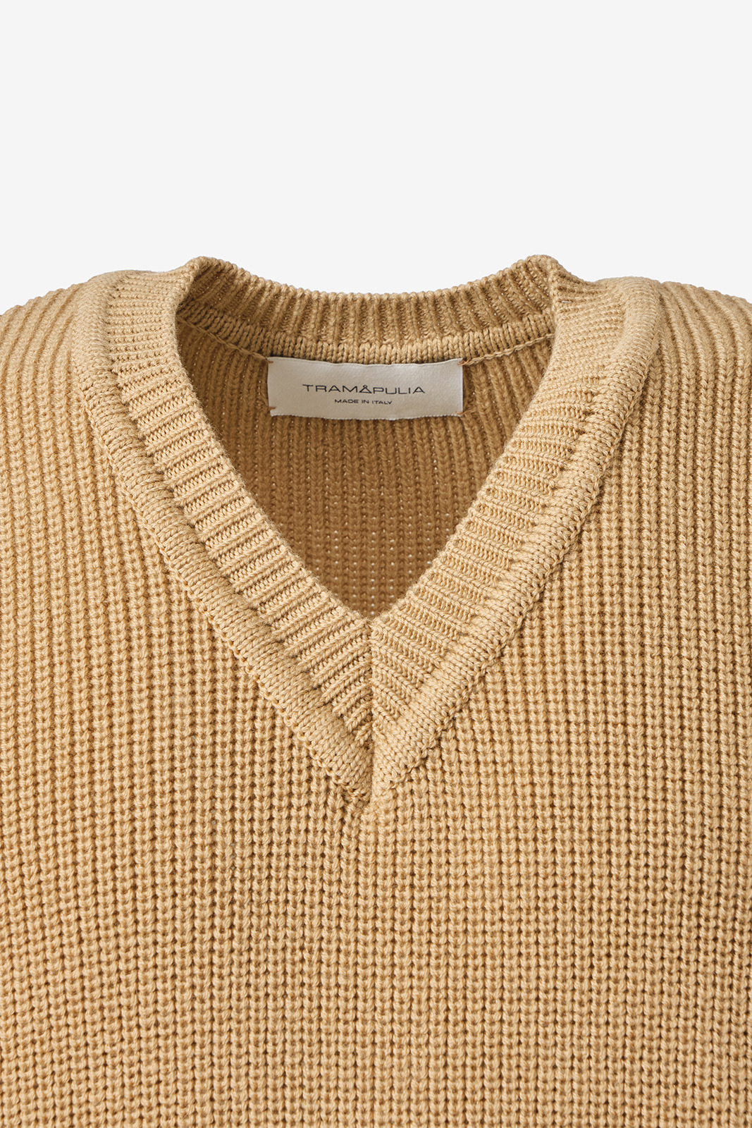 020M_camel_03